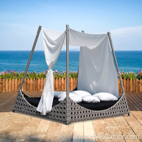 Dubai Luxury Style Sun Bathing Rattan sofa bed